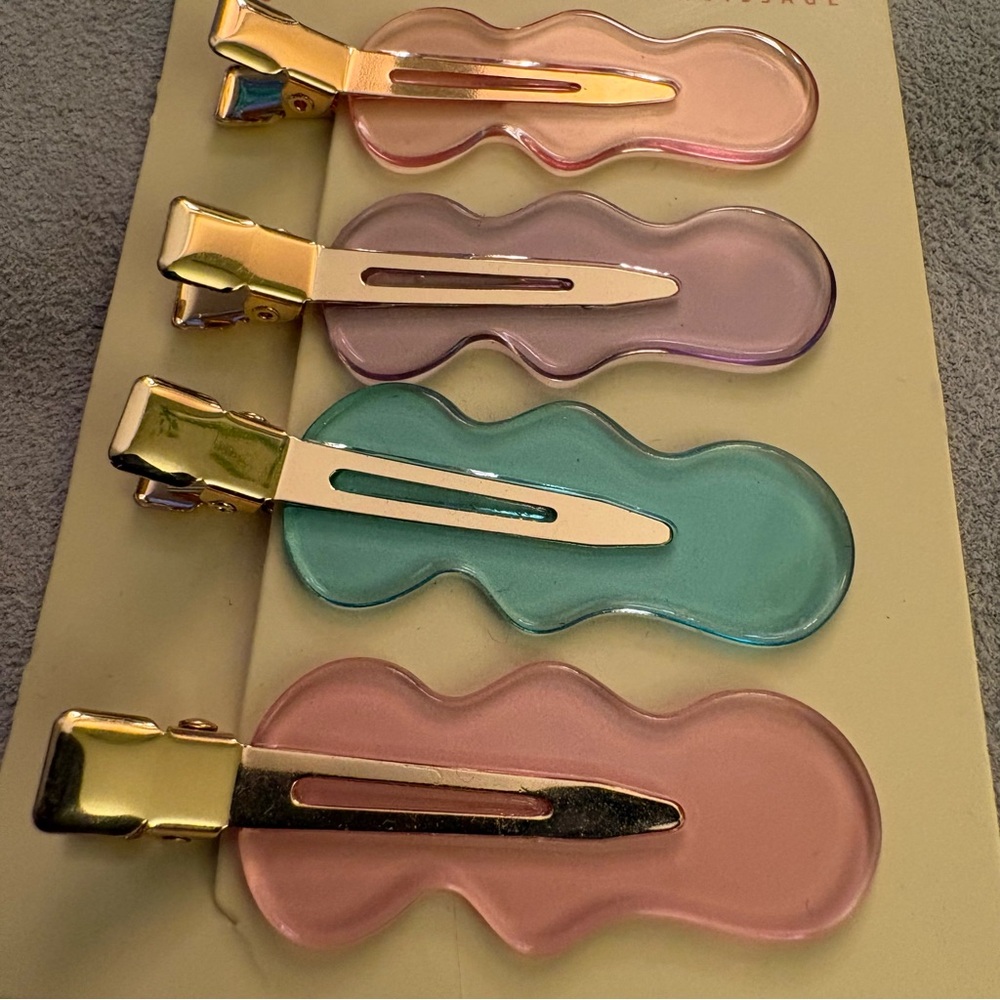 NWT ANTHRO Sunset Waves Crease-Free Clips